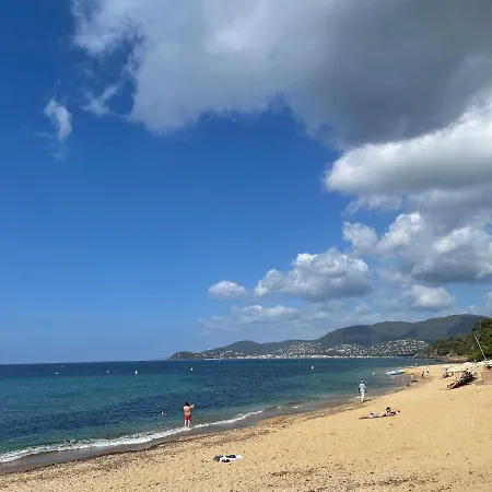 Maison Calanque De La Cron كافالير سور مير